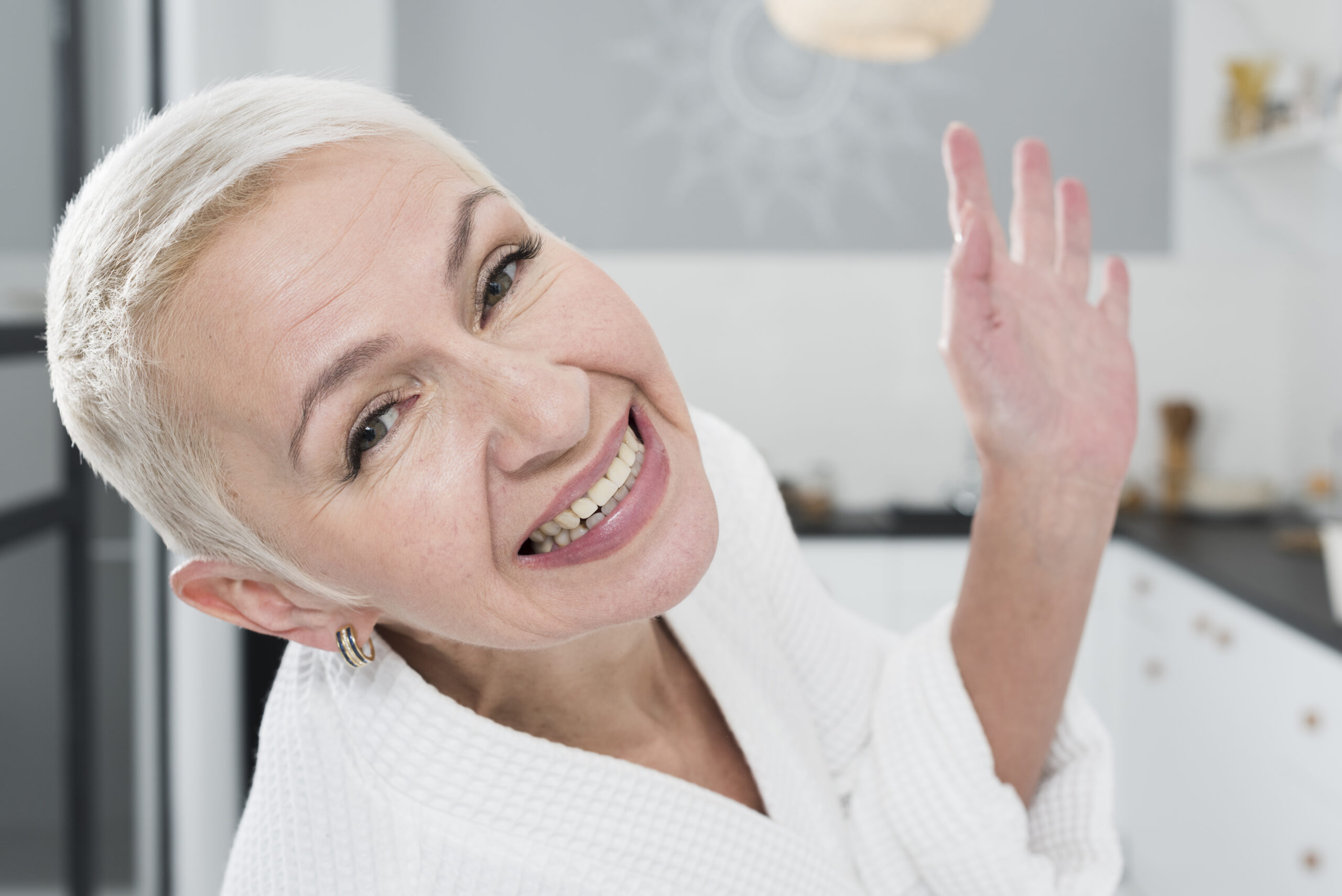 permanent dentures vs implants